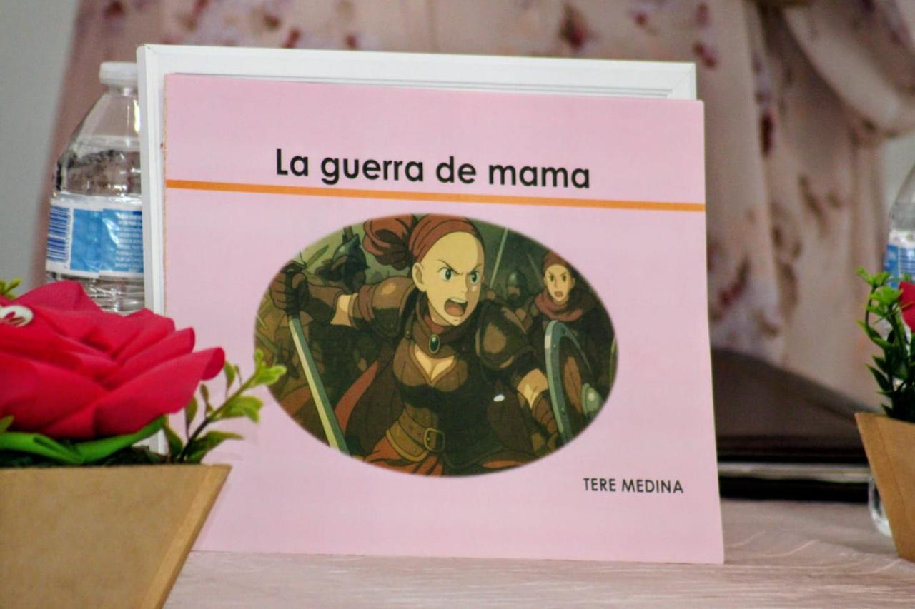 Presentación del libro "La guerra de mama" en Mazatlán, Sin.