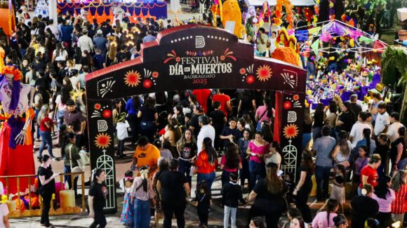 Con gran éxito se realizó el primer Festival del Día de Muertos, en Badiraguato, Sinaloa