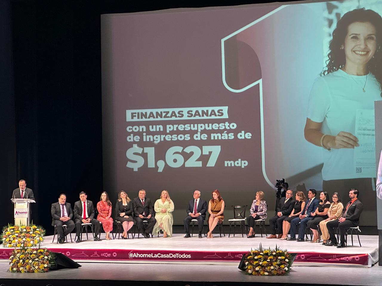 Primer informe de gobierno de Antonio Menéndez en Ahome