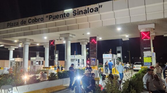 Campesinos sólo hacen una pausa, pero el lunes volverán a exigir pago justo al maíz: Baltazar Valdez