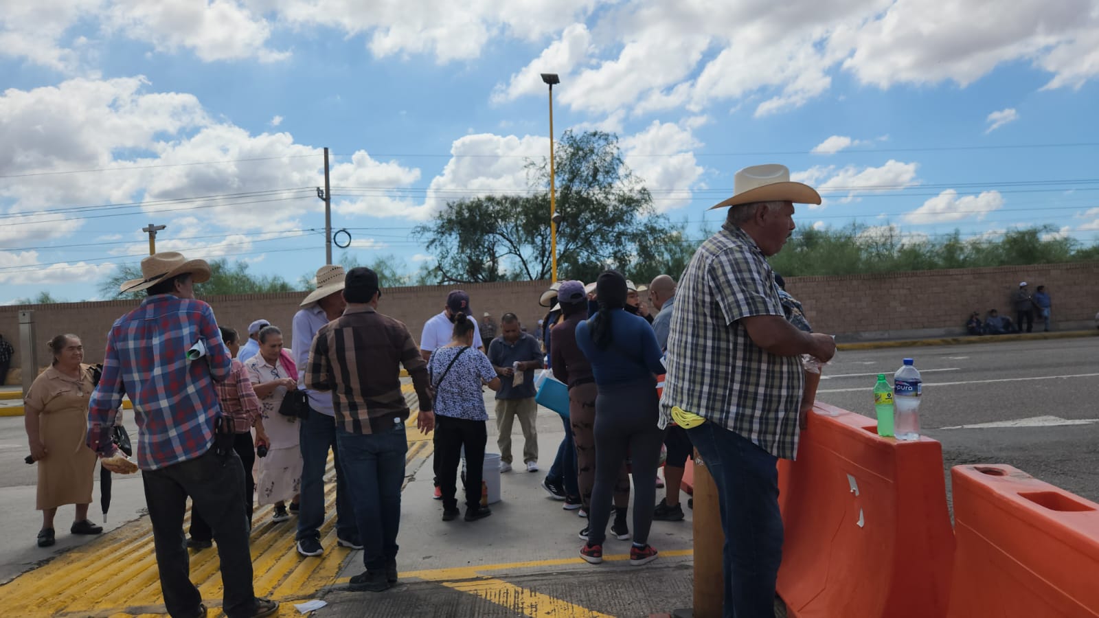 productores de guasave sinaloa en manifestacion de caseta