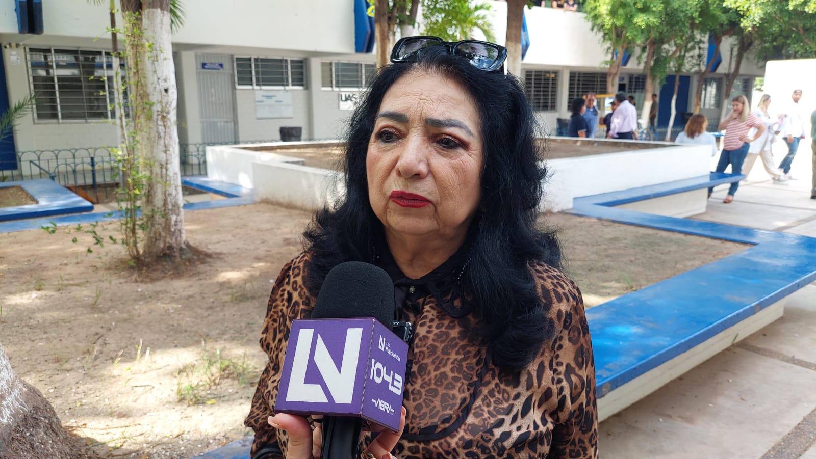 Protestan jubilados de la UAS en Facultad de Derecho en Los Mochis