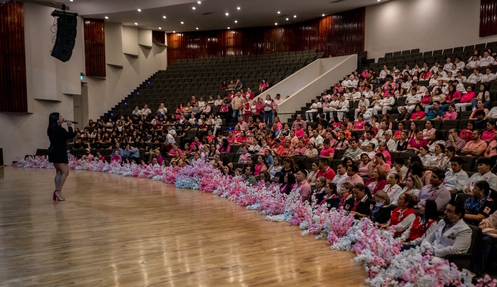 refuerzan prevencion del cancer de mama en guasave evento