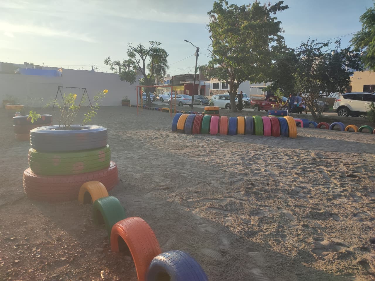 Inauguran predio rehabilitado en la Salinas de Gortari con Qué Bonito Mazatlán