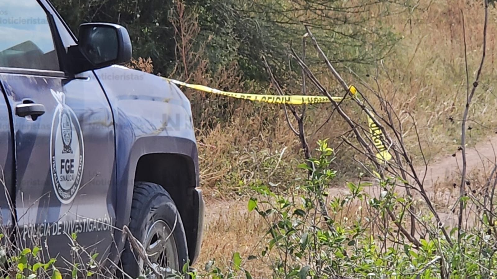 Hallan fosa clandestina con restos humanos en San Pedro, Navolato