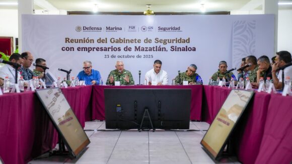 Reunión de Harfuch y Rocha en Mazatlán, Sinaloa: afinan estrategias y acuerdan atención prioritaria a desapariciones