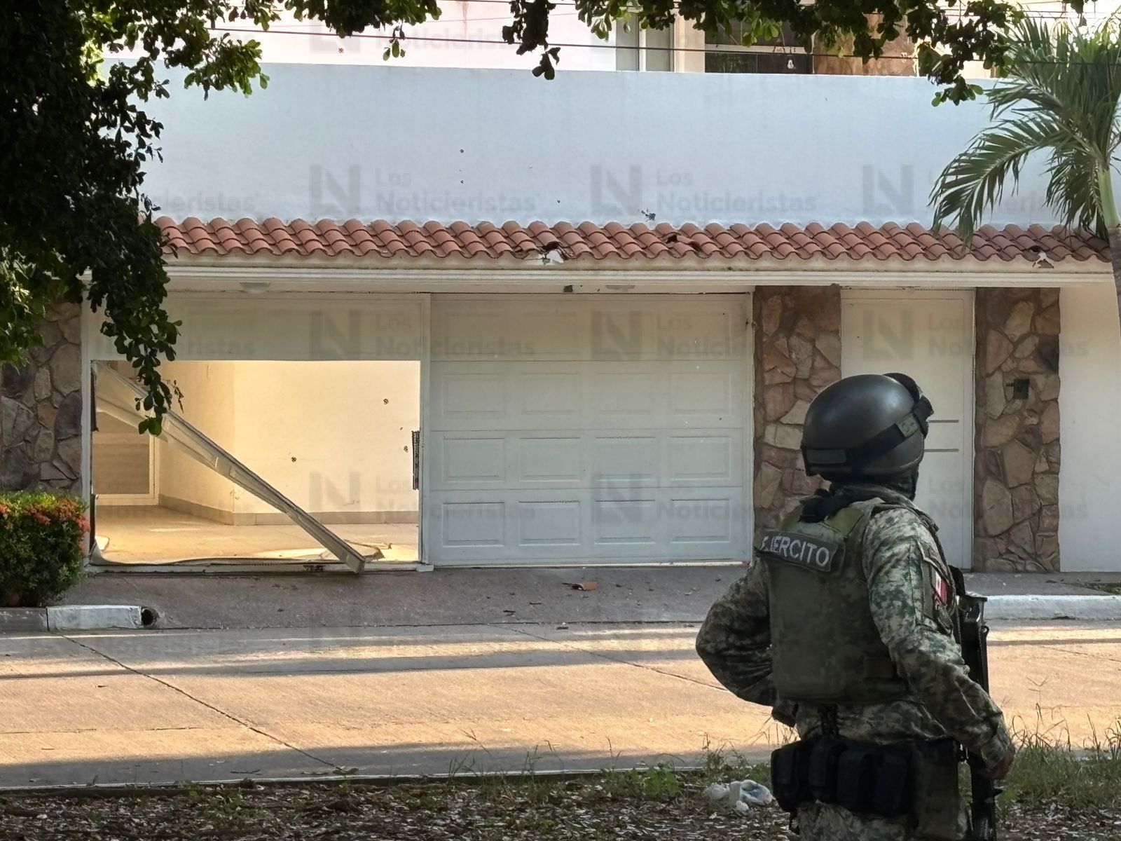 revientan residencia en el sector de las quintas en culiacan ejercito