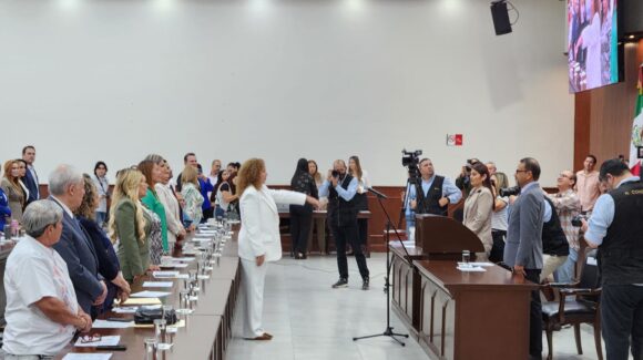 Rinde protesta Aidé Corrales Corrales como diputada en suplencia de Yeraldine Bonilla, en el Congreso de Sinaloa