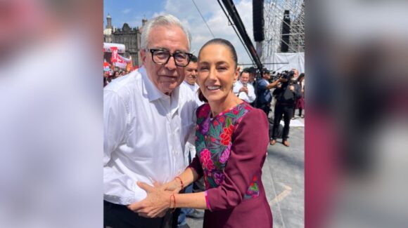 Gobernador Rocha Moya acompaña a Claudia Sheinbaum en el cierre de gira “La Transformación Avanza” en CDMX