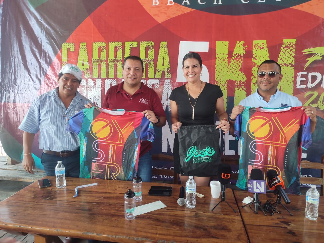 rueda de prensa Carrera con Causa Oyster Bar en apoyo del Imdem en Mazatlán
