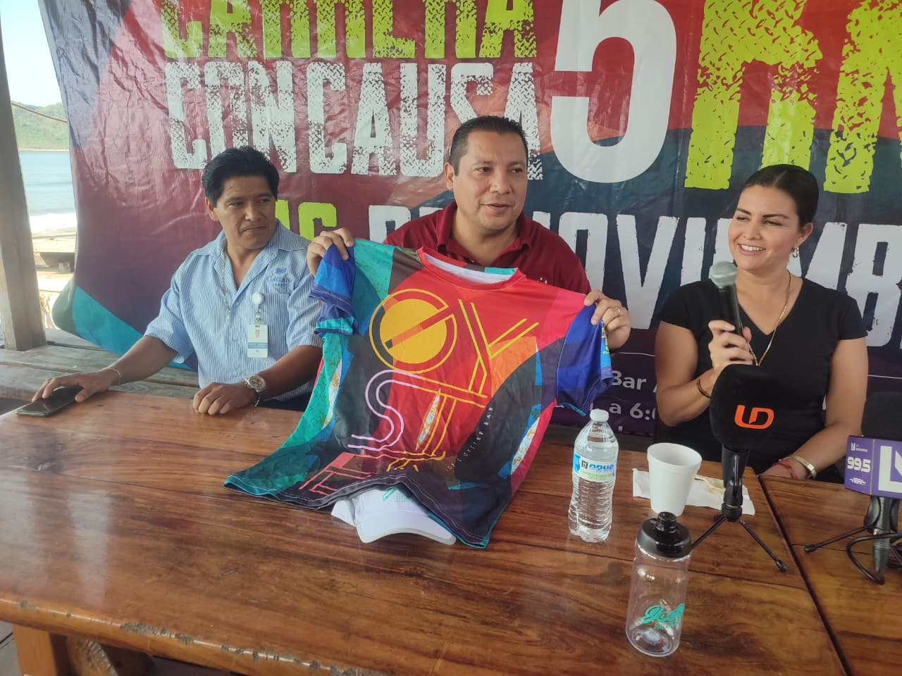 rueda de prensa Carrera con Causa Oyster Bar en apoyo del Imdem en Mazatlán