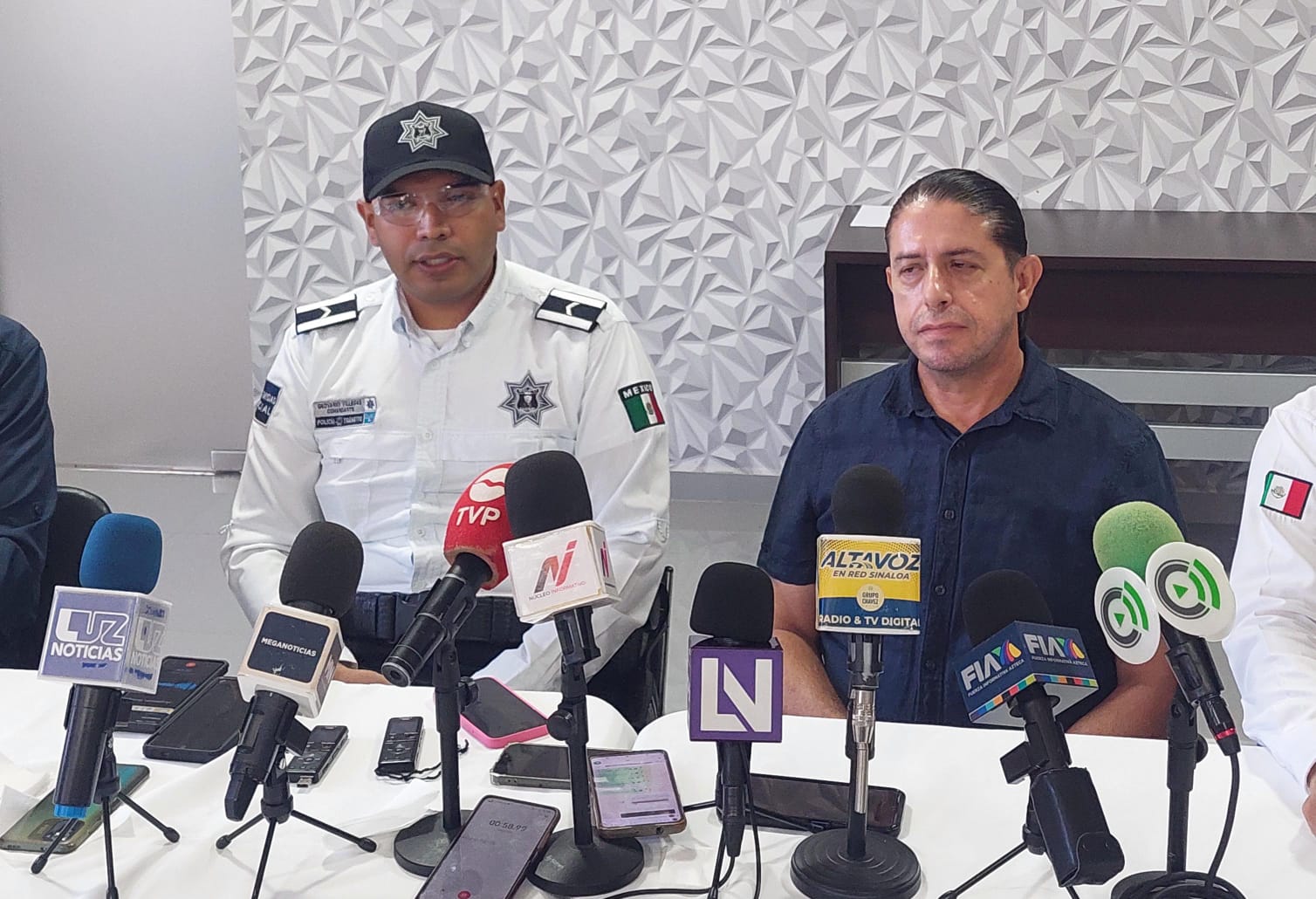 Elementos de Tránsito en Ahome informan que no se cerrarán vialidades cerca de panteones el Día de Muertos