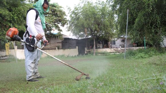 Sanean la Laguna del Iguanero en Rosario, Sinaloa, con apoyo ciudadano y voluntario