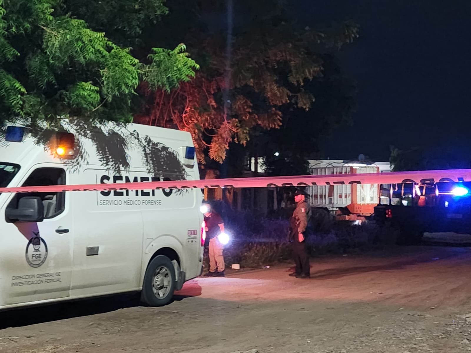 El cuerpo fue trasladado por una unidad de Semefo en Culiacán