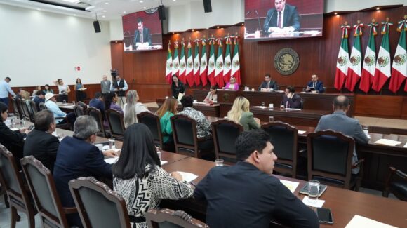 Aprueban en el Congreso solicitud de Rocha de redireccionar recursos del crédito para obras públicas en Sinaloa