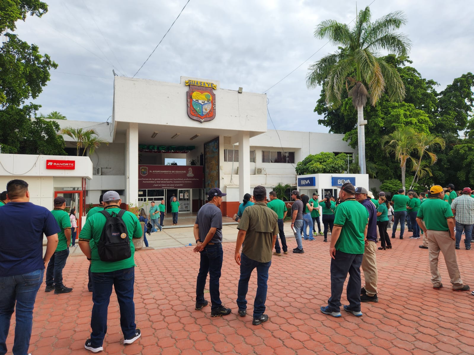 sindicalizados en guasave amanecieron en paro de labores