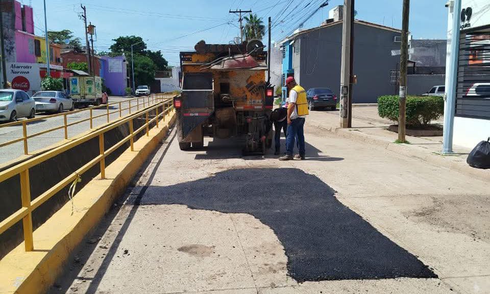 tapan baches en calles de mazatlan sinaloa