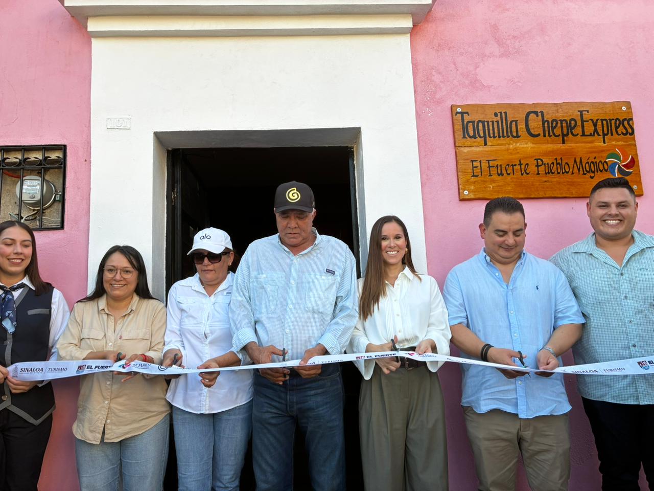 Inauguración de la taquilla de el Chepe express