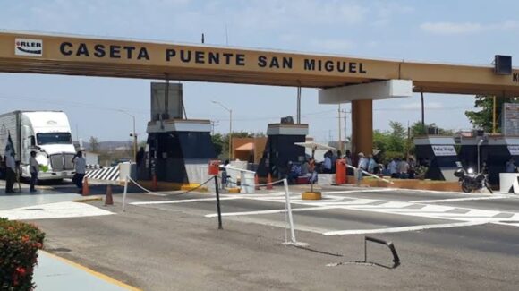 Si no hay solución este martes por el Gobierno, el miércoles se tomará la caseta de San Miguel Zapotitlán: Temporaleros