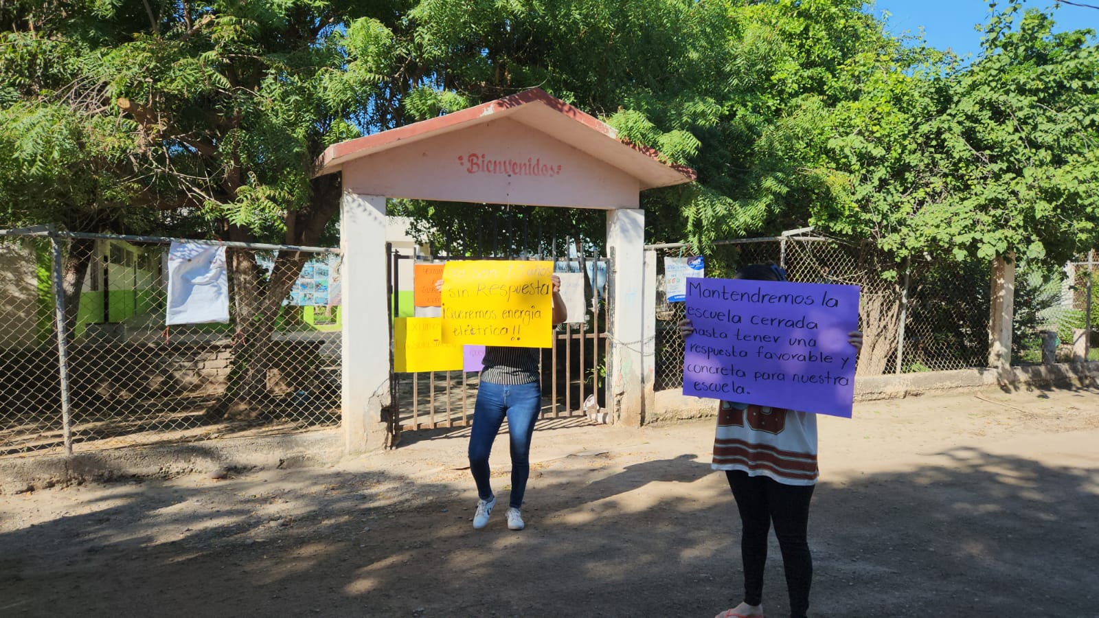 toman par de instituciones educativas en guasave este día