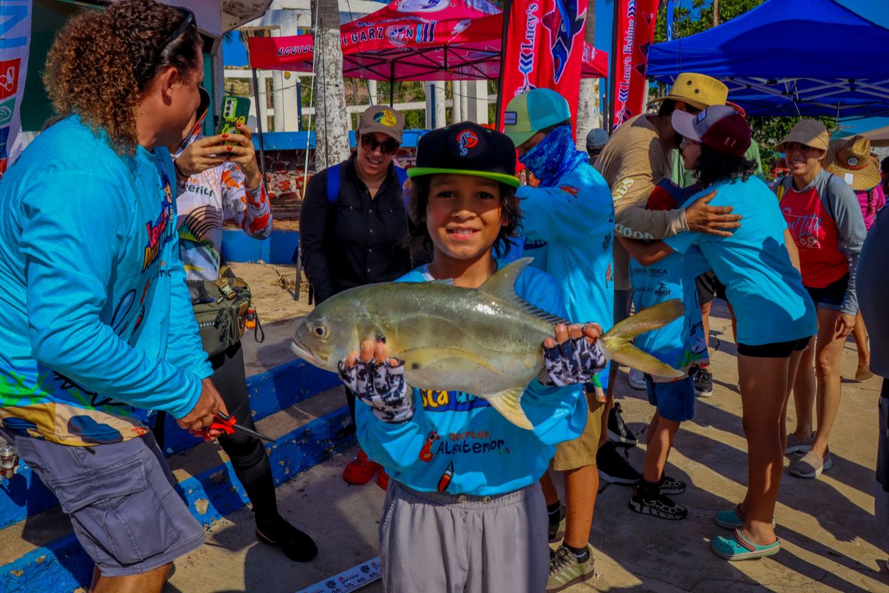 Torneo infantil de pesca deportiva en Mazatlán