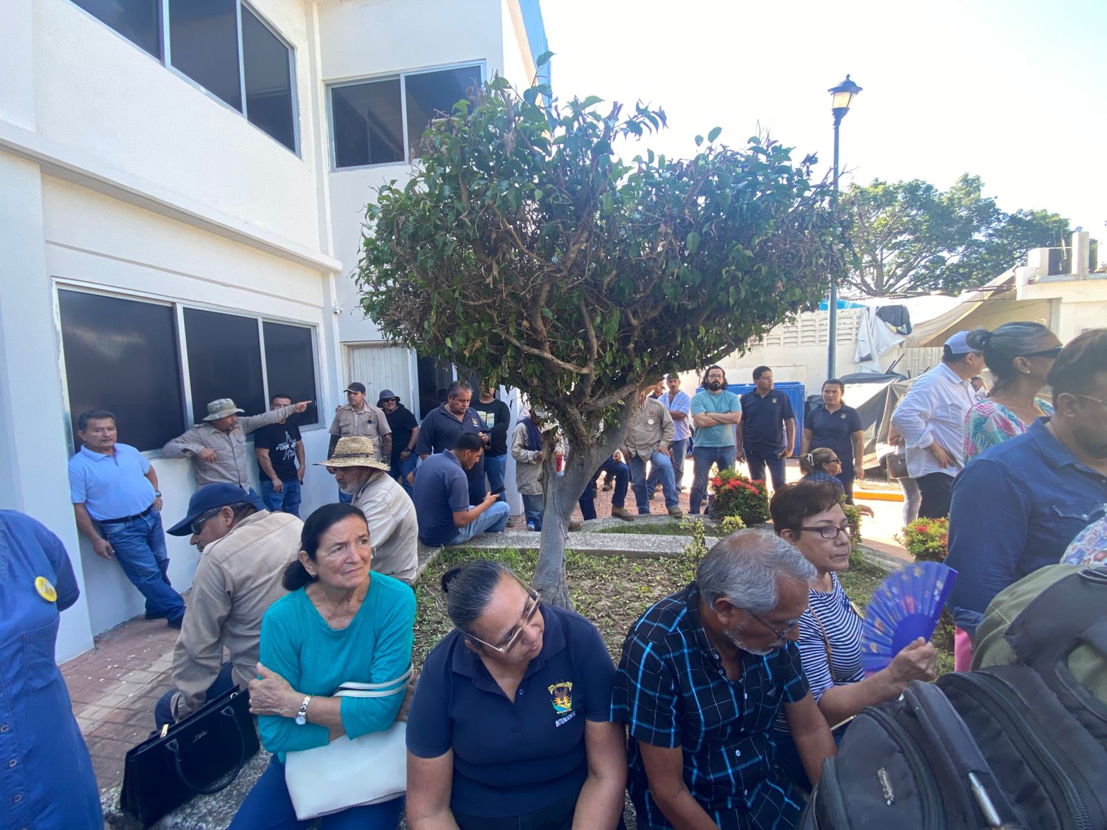 Trabajadores de la zona sur protestan contra la reingeniería financiera de la UAS