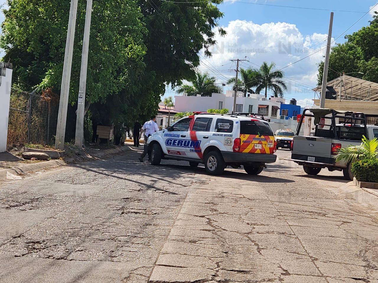 Ejecutan a balazos a dos elementos de Tránsito en el fraccionamiento Rincón San Rafael en Culiacán