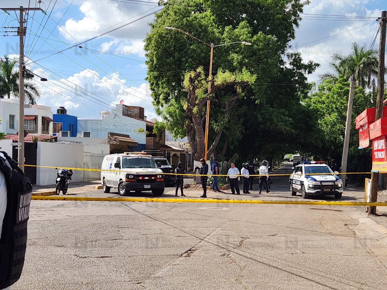 Ejecutan a balazos a dos elementos de Tránsito en el fraccionamiento Rincón San Rafael en Culiacán