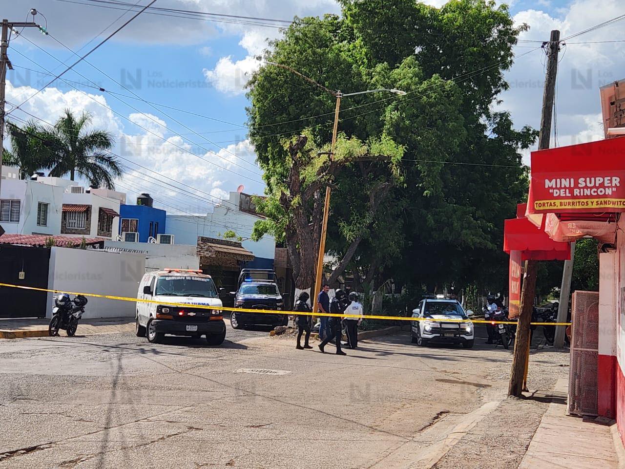 Ejecutan a balazos a dos elementos de Tránsito en el fraccionamiento Rincón San Rafael en Culiacán
