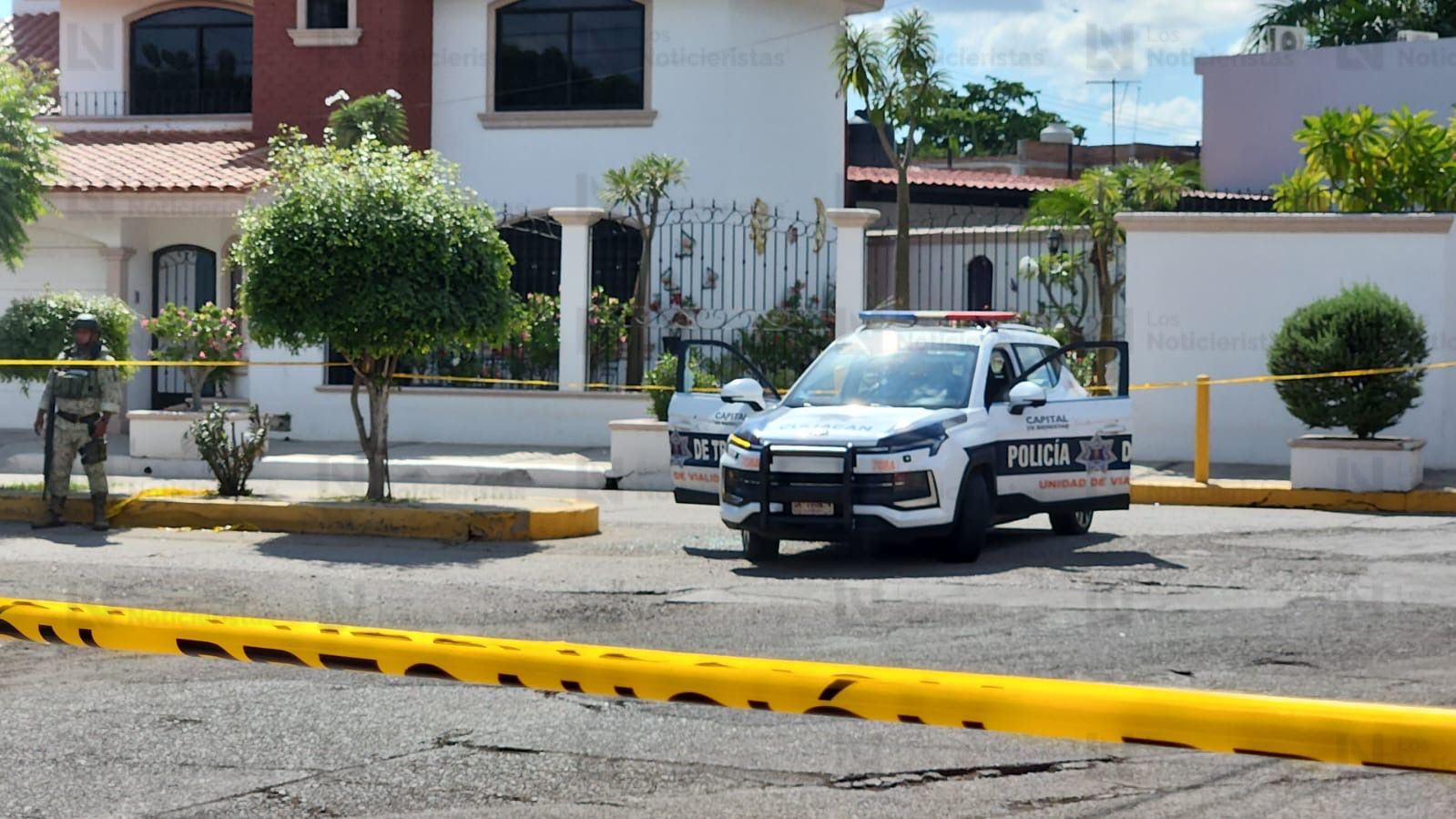 Ejecutan a balazos a dos elementos de Tránsito en el fraccionamiento Rincón San Rafael en Culiacán
