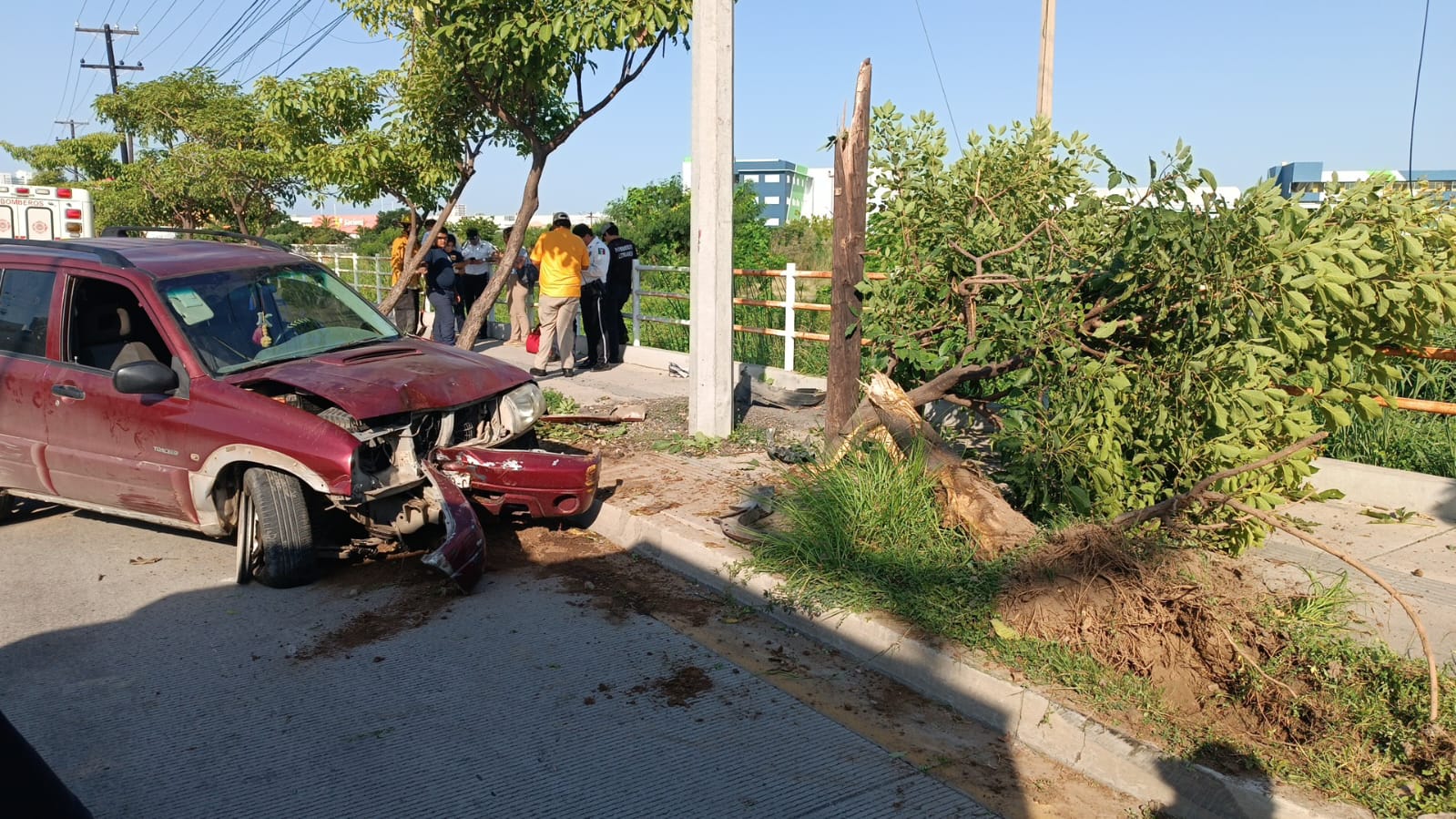 volcadura de camioneta en mazatlan sinaloa lugar