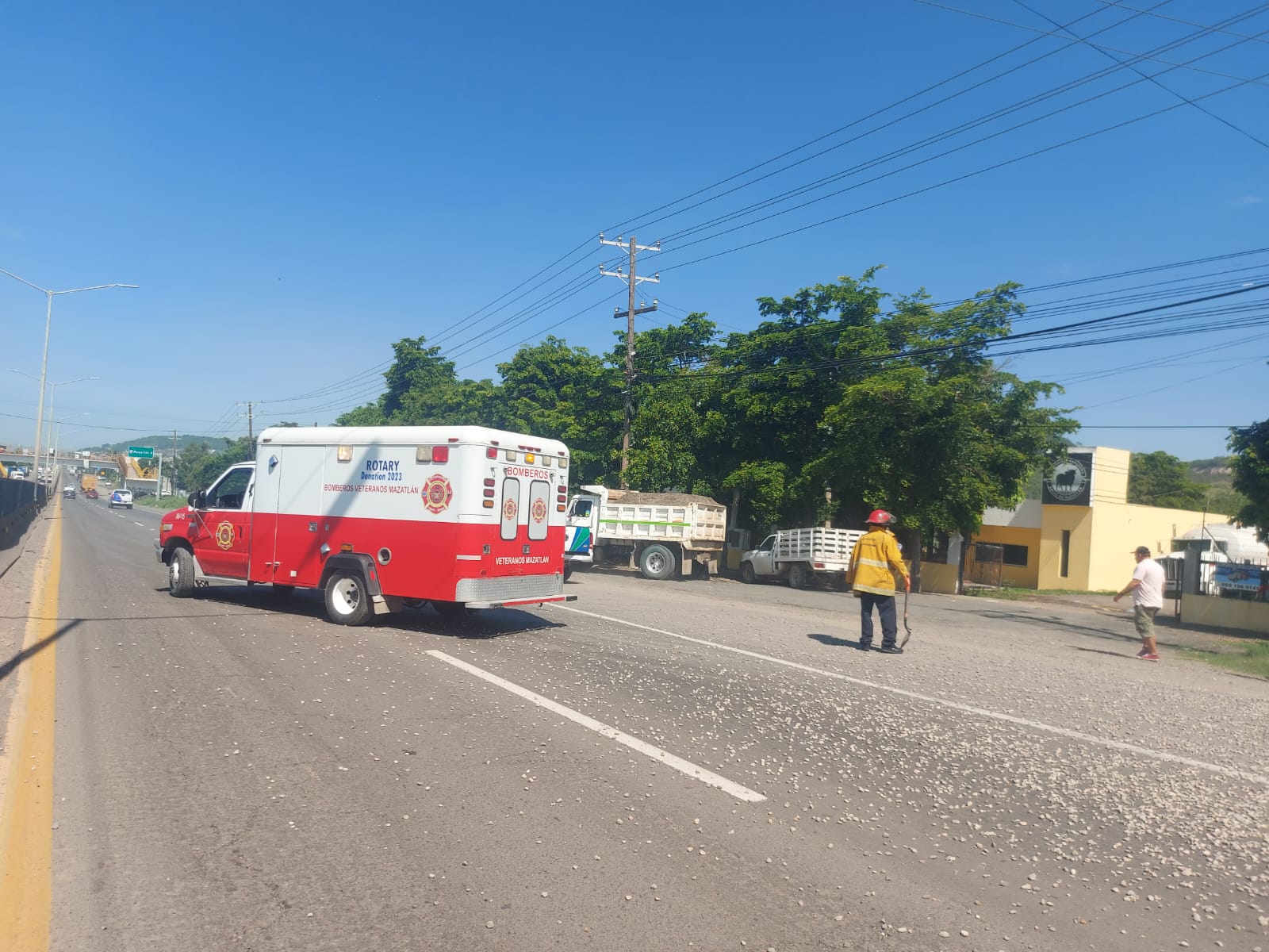 volcadura en mazatlan