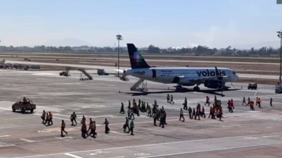 Caos en el aeropuerto de Guadalajara; hombre ingresa a pista y suspenden operaciones aéreas