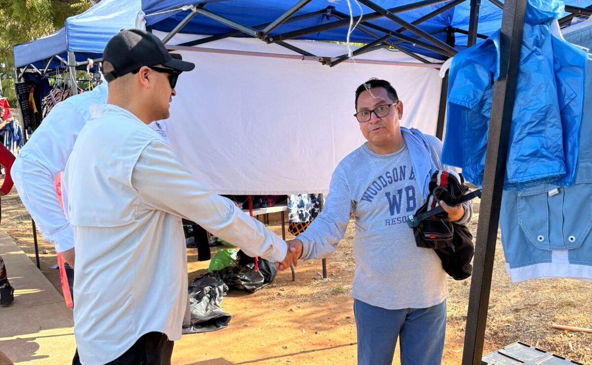 Inicia censo en el tianguis del fraccionamiento Santa Teresa en Mazatlán para dar certeza jurídica a comerciantes