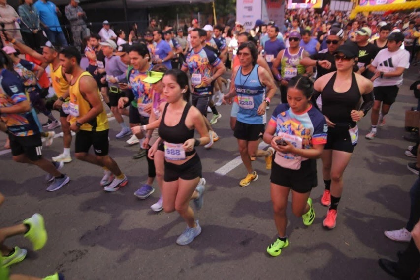 Maraton Mazatlan Chevron 2025