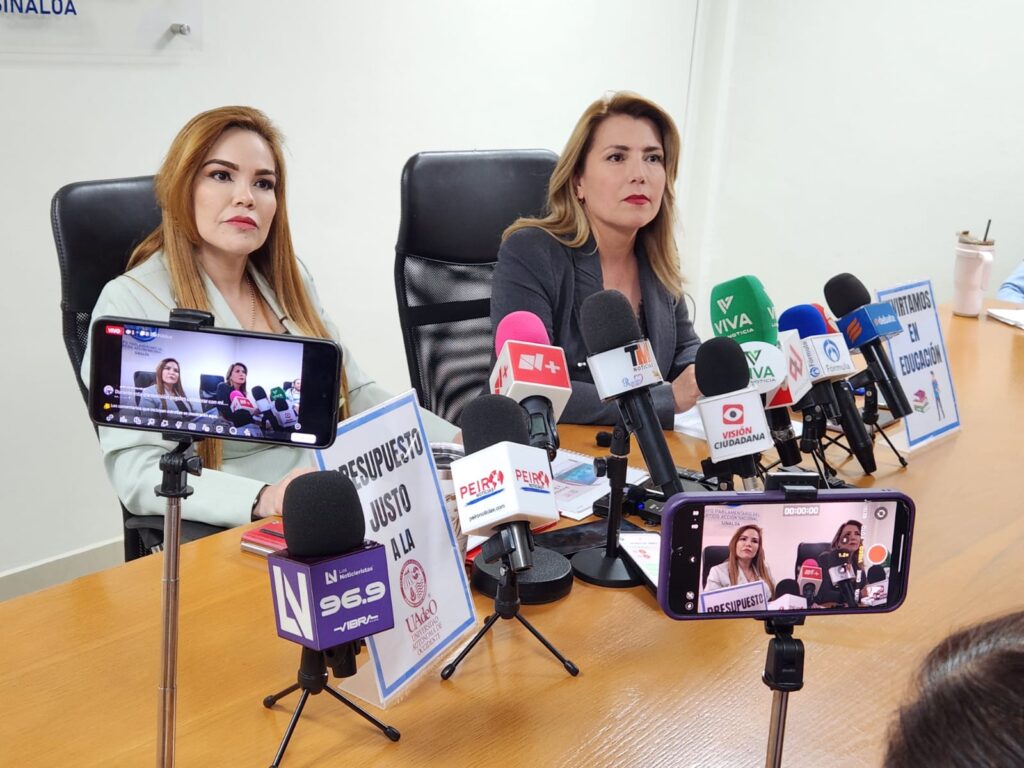 Roxana Rubio Valdez y Paola Gárate Valenzuela