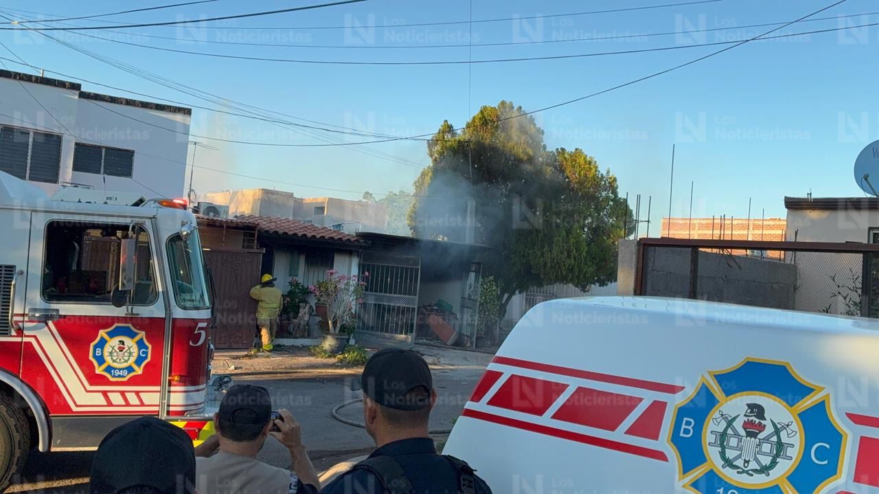 Vandalizan y queman casa en Santa Fe Culiacán