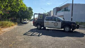 abandonan cadaver en el humaya de culiacan