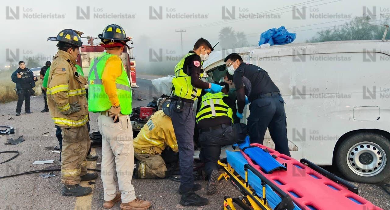 accidente de camion y dos vehiculos en las calaveras ahome