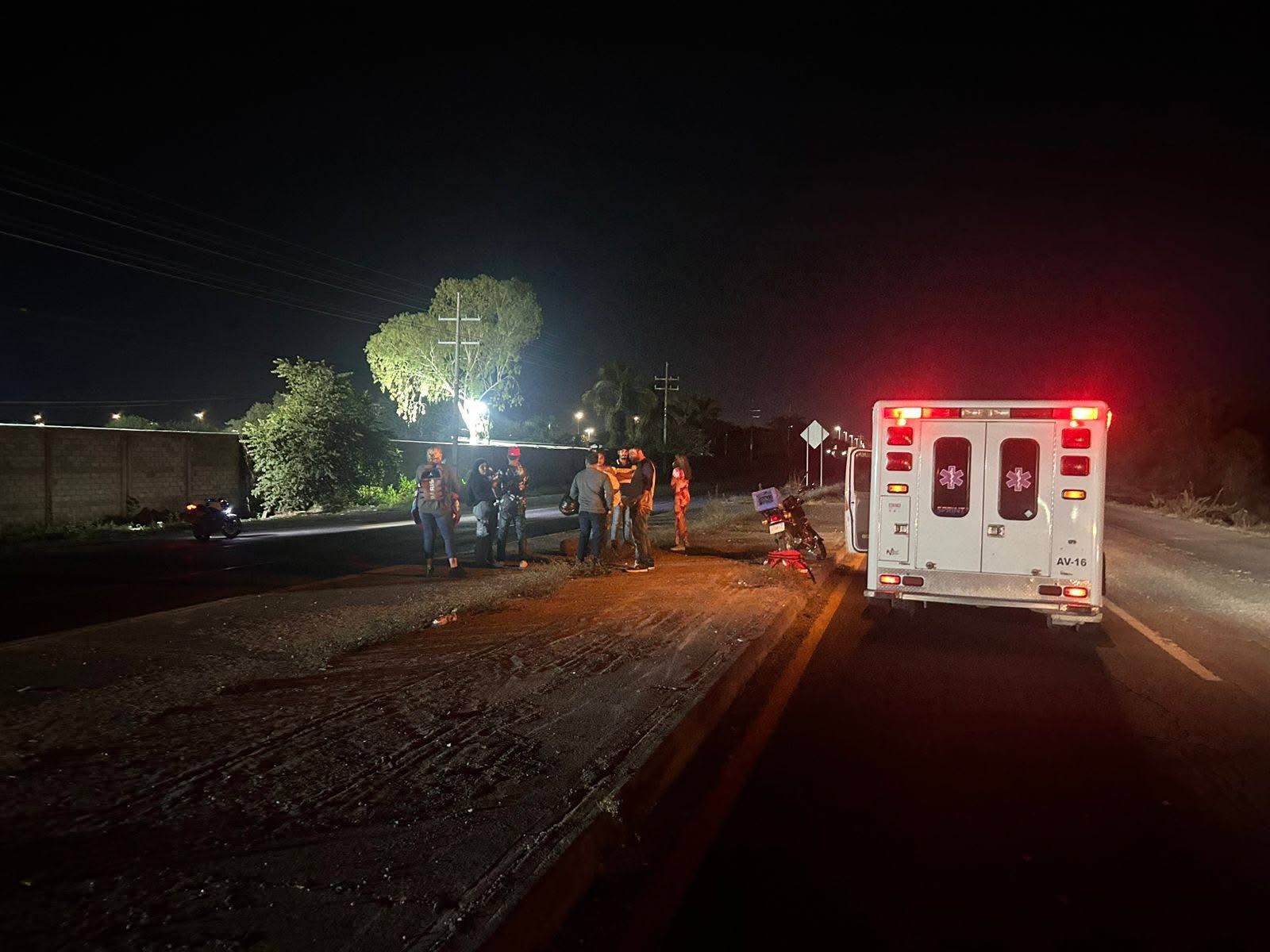 accidente de motociclistas en la zona rural de mazatlan