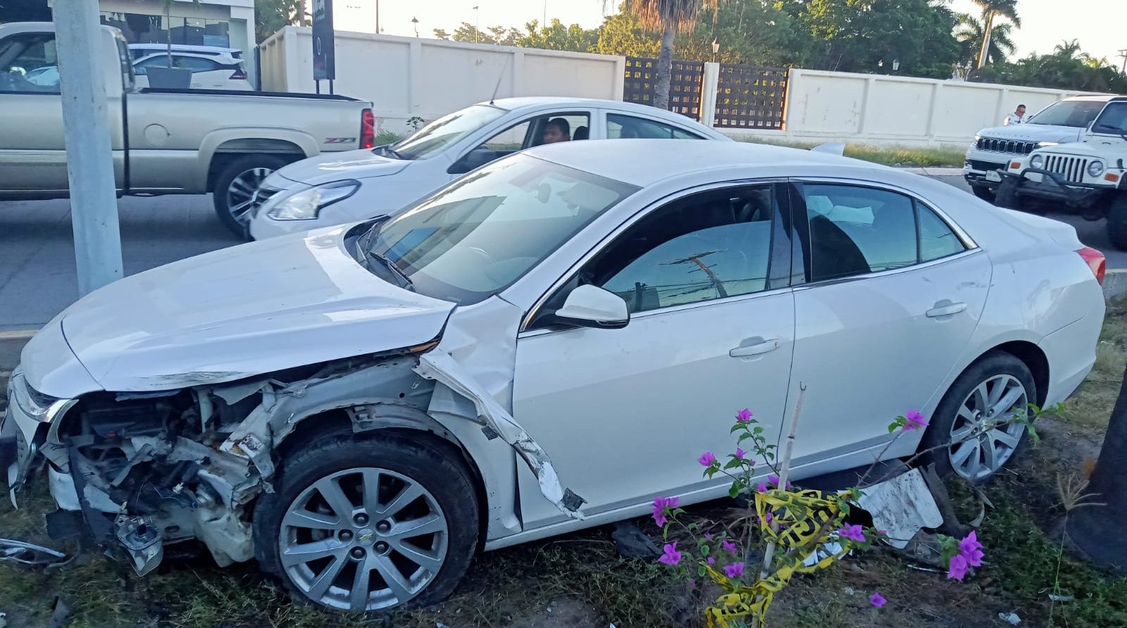 accidente en jardines del country en los mochis
