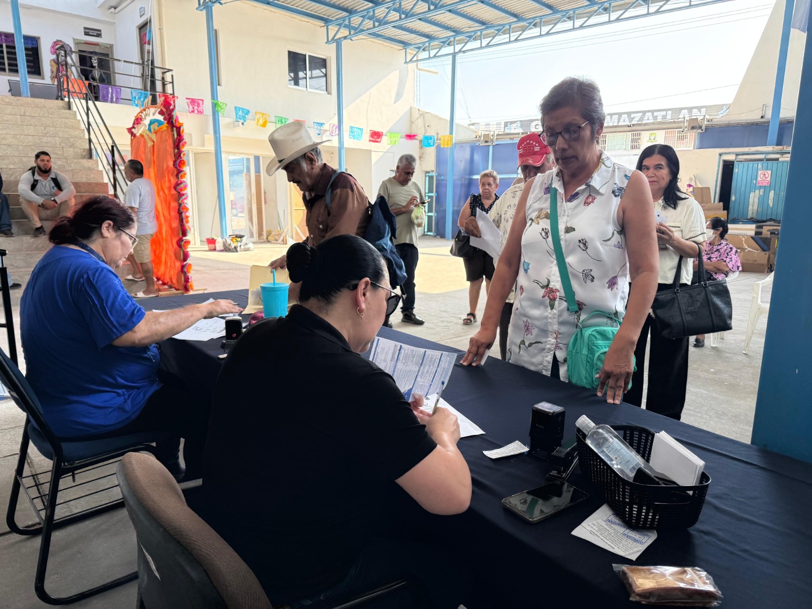 Adultos mayores aprovechan tarifa social de Jumapam