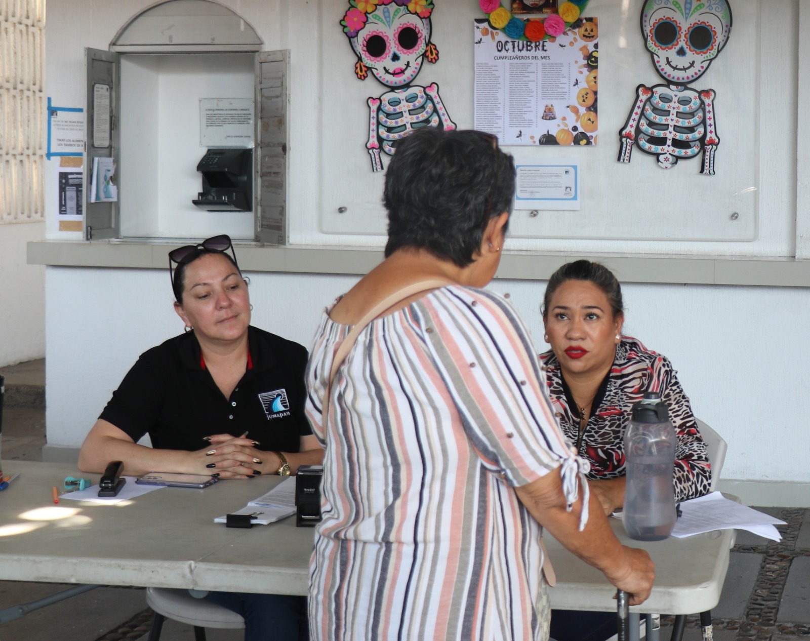 adultos mayores pagan en jumapam