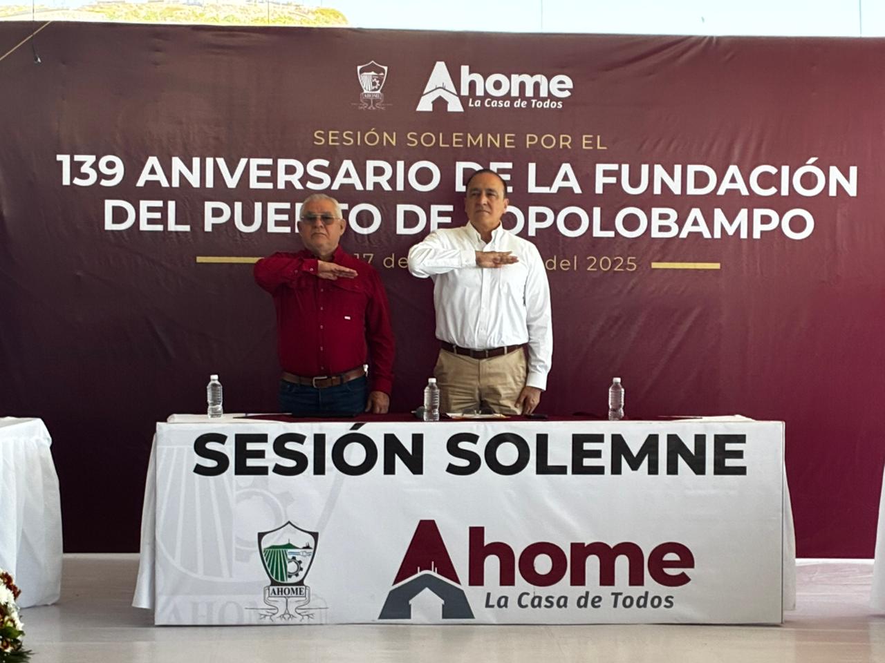 Reconoce a ciudadanos ejemplares en marco de 139 aniversario de Topolobampo en Ahome, Sinaloa