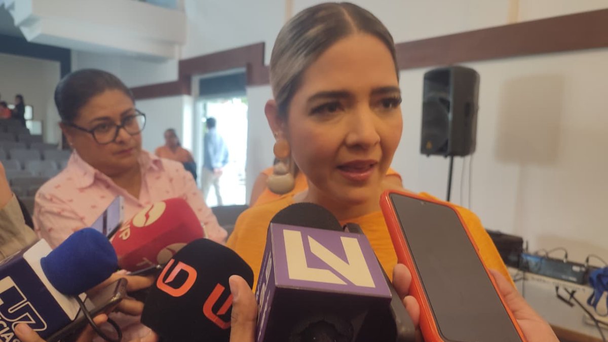 alcaldesa de mazatlan estrella palacios