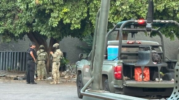 Encuentran a un hombre sin vida y con sangre en la cabeza en la colonia Centro de Culiacán