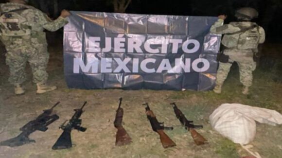 Asegura Ejército Mexicano arsenal en San Ignacio, Sinaloa