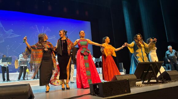 Brillan las “Flores de Amapa” en concierto y rueda de prensa previa en el Teatro Ingenio