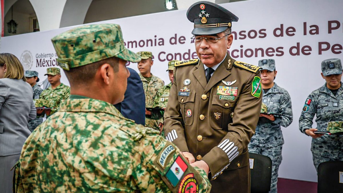 ascenso a 72 elementos del ejercito fuerza aerea y guardia nacional culiacan