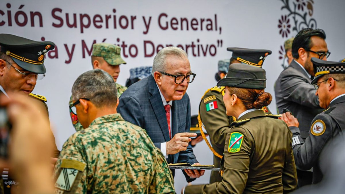 ascenso a 72 elementos del ejercito fuerza aerea y guardia nacional gober